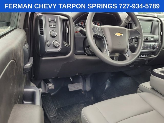 Vehicle image 17 of 28