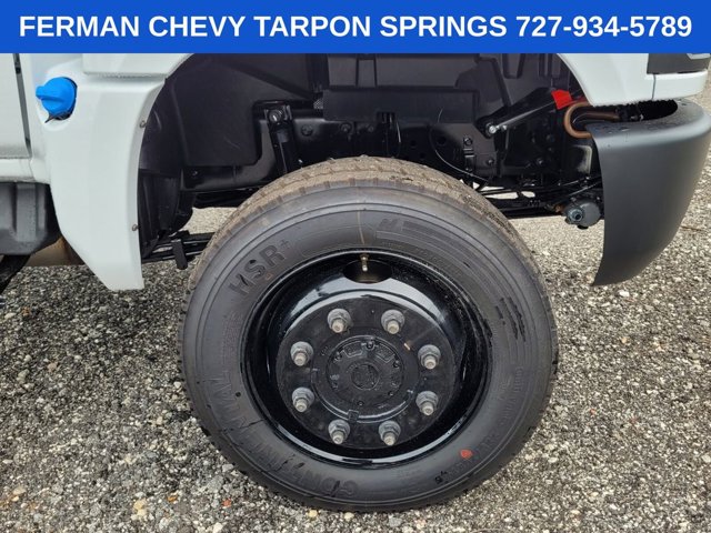 Vehicle image 14 of 28