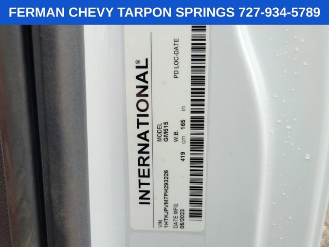 Vehicle image 19 of 28