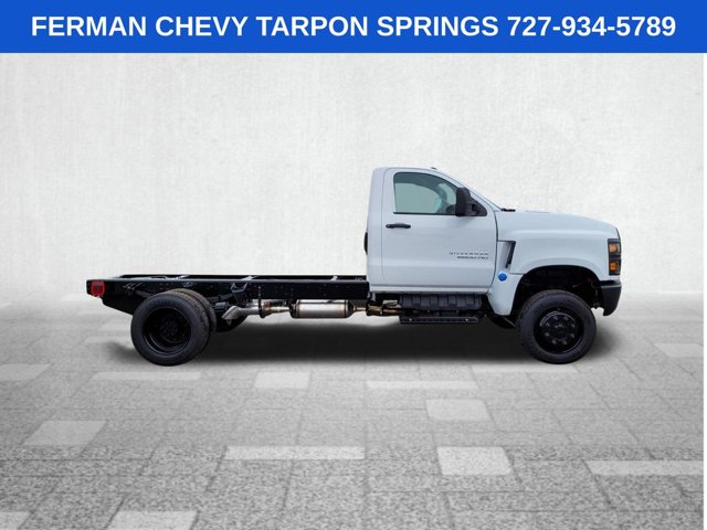 Vehicle image 8 of 28
