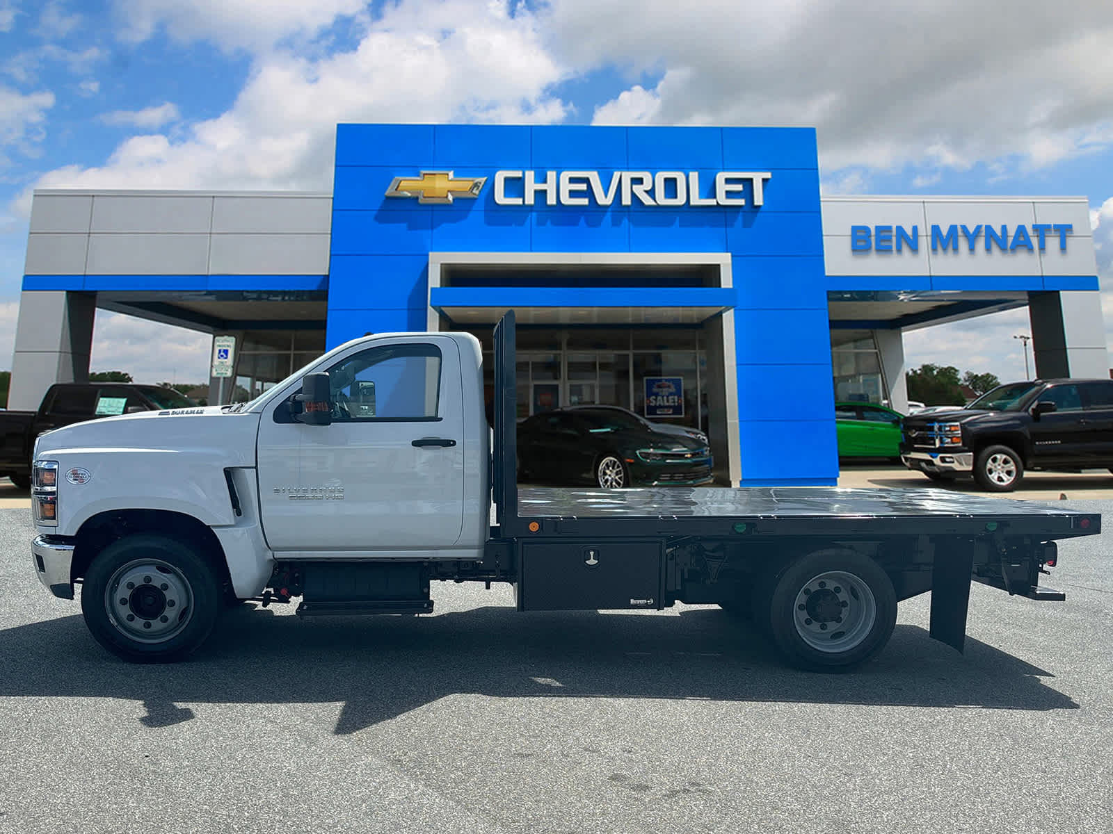 Vehicle image 4 of 38