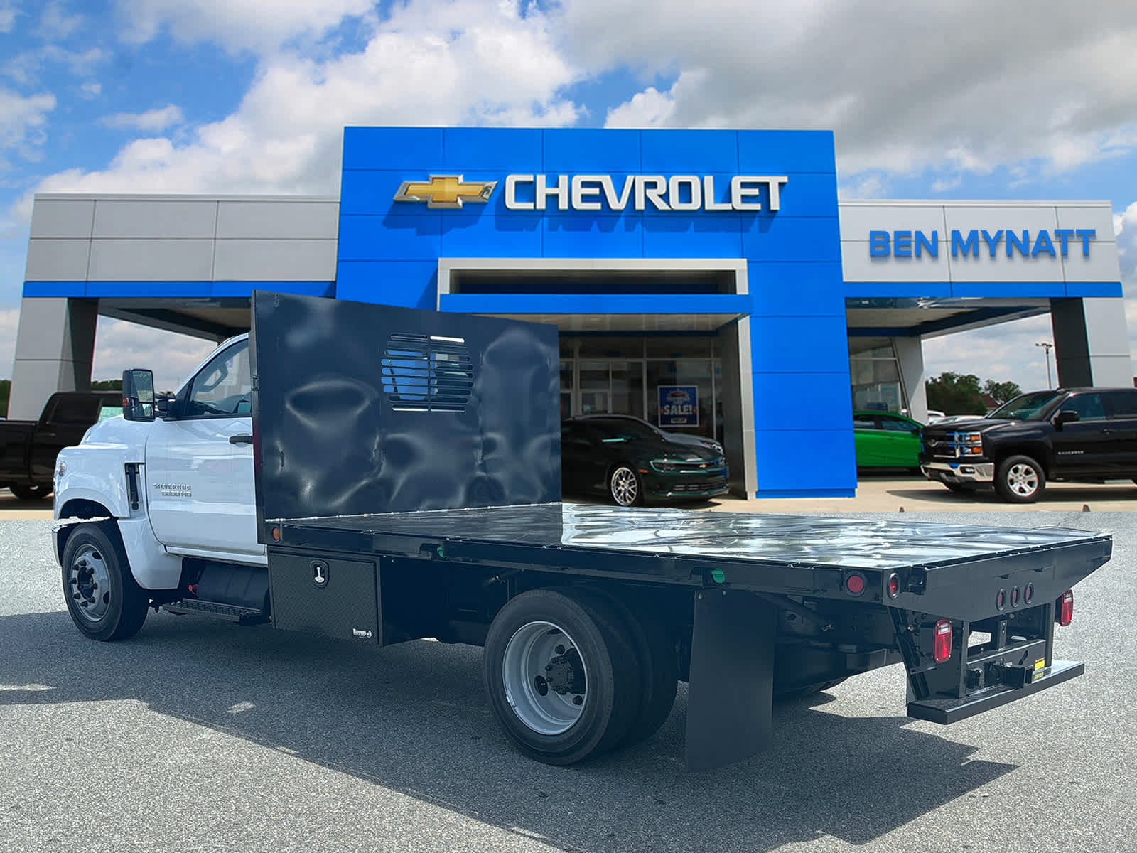 Vehicle image 5 of 38