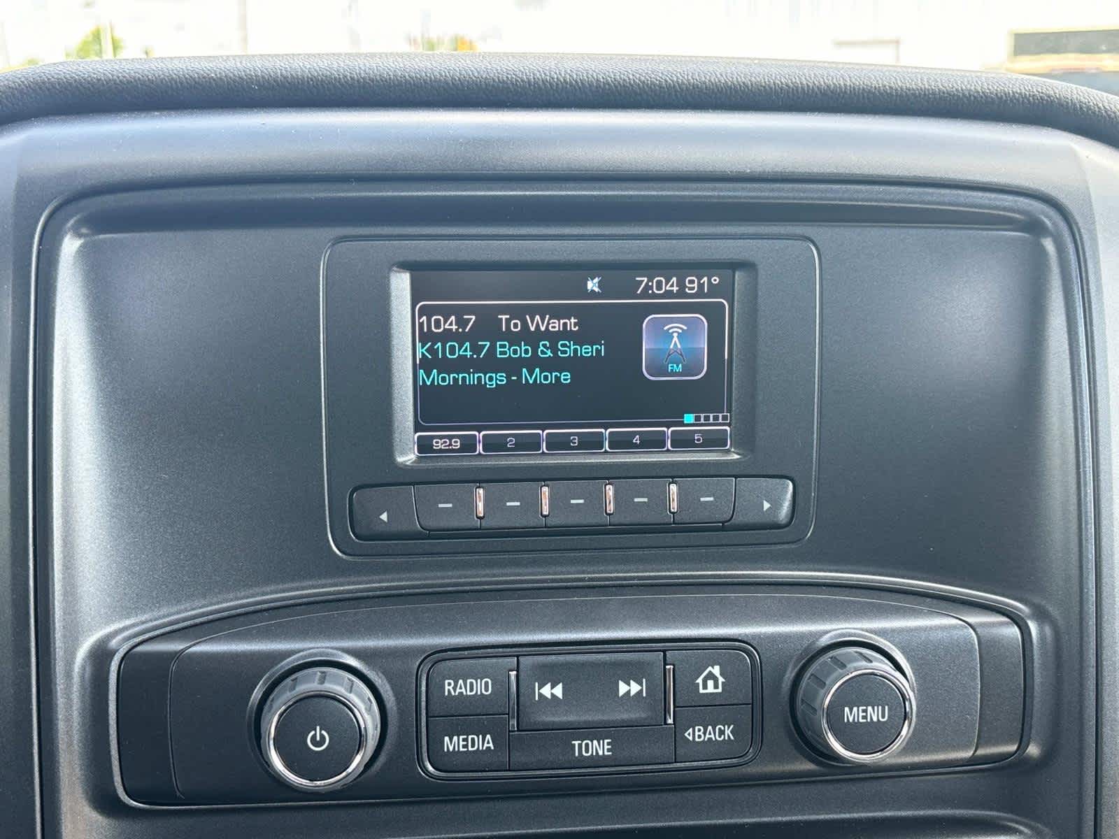Vehicle image 18 of 38