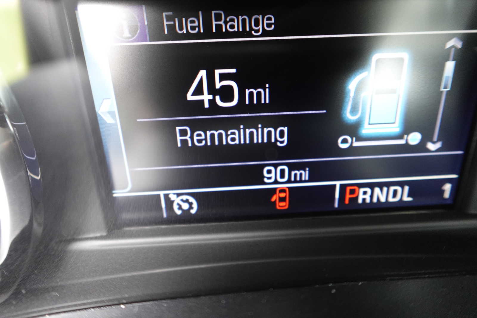 2023 Chevrolet Silverado MD LT Image 13 of 23