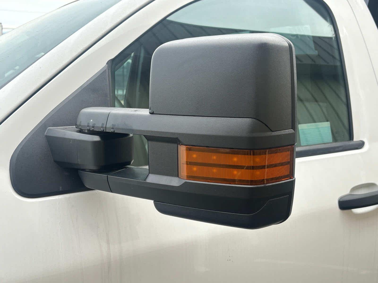 Vehicle image 42 of 44