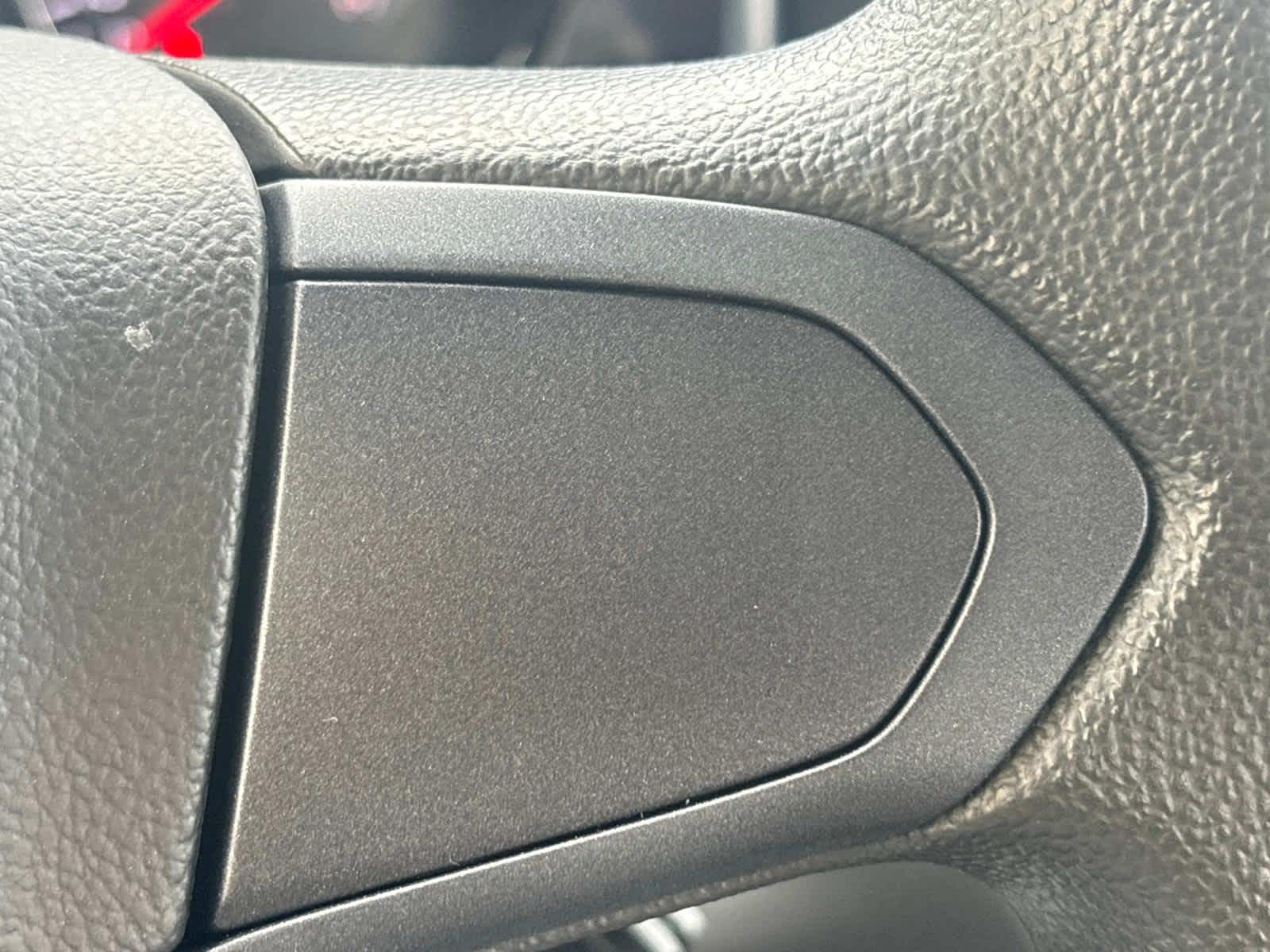 Vehicle image 18 of 44