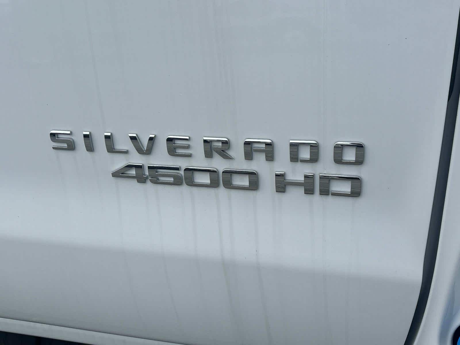 Vehicle image 36 of 44