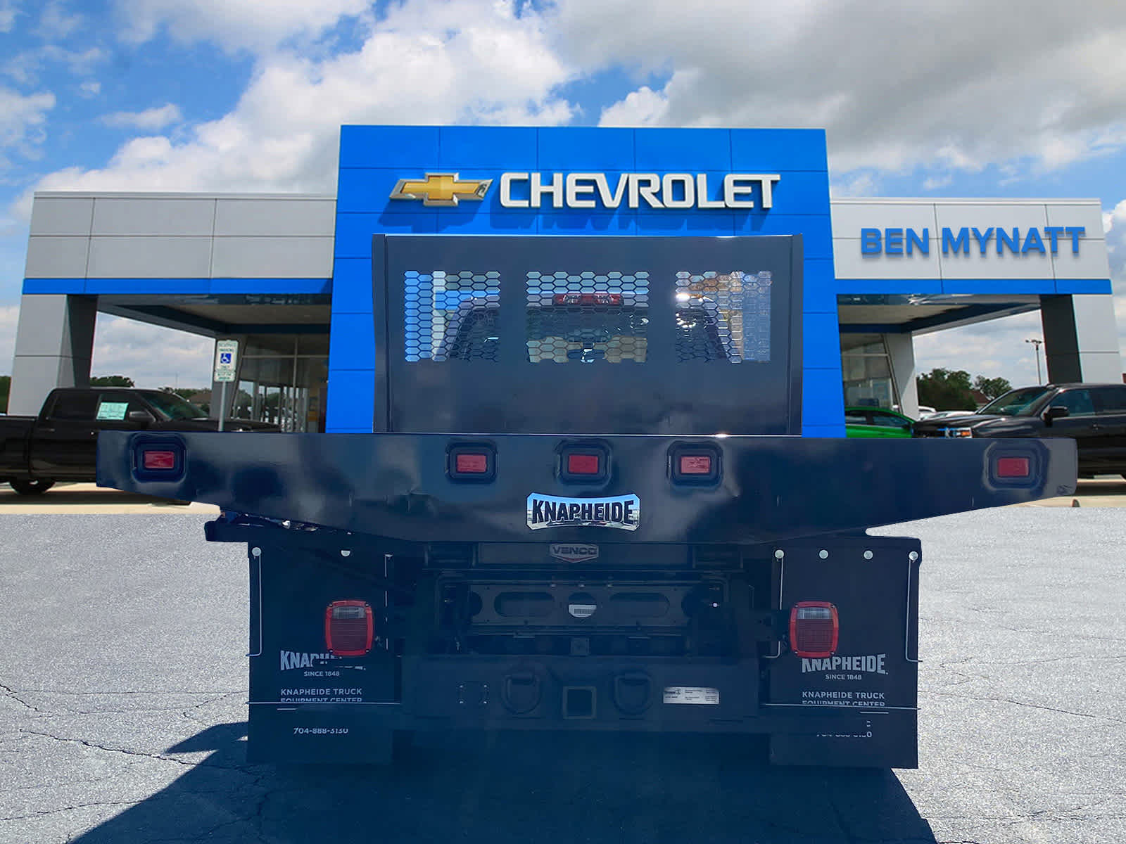 Vehicle image 6 of 41