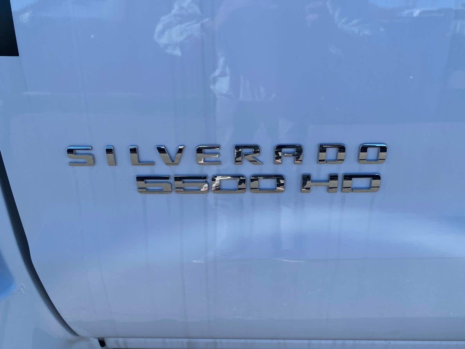 Vehicle image 40 of 41