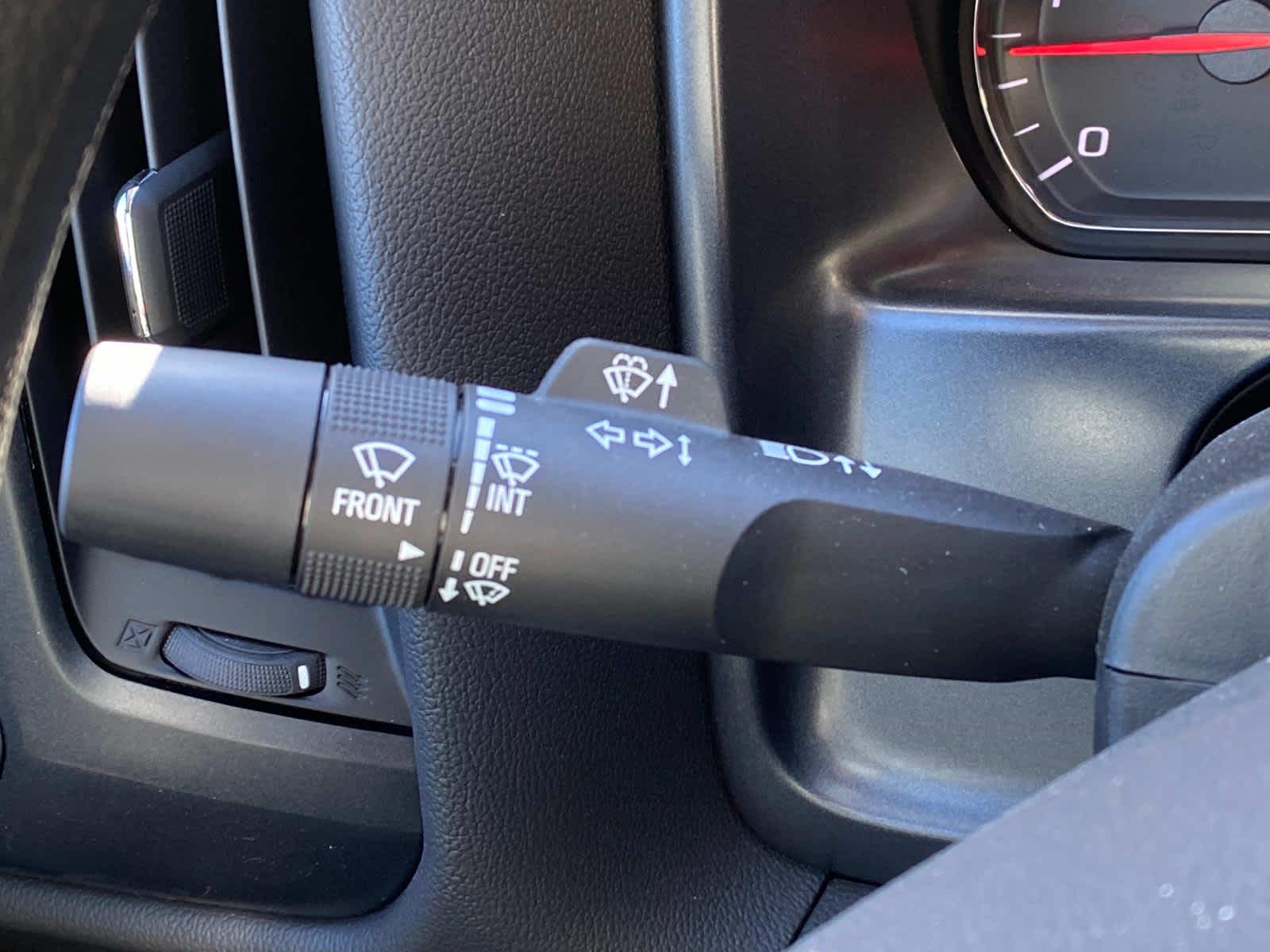 Vehicle image 16 of 41