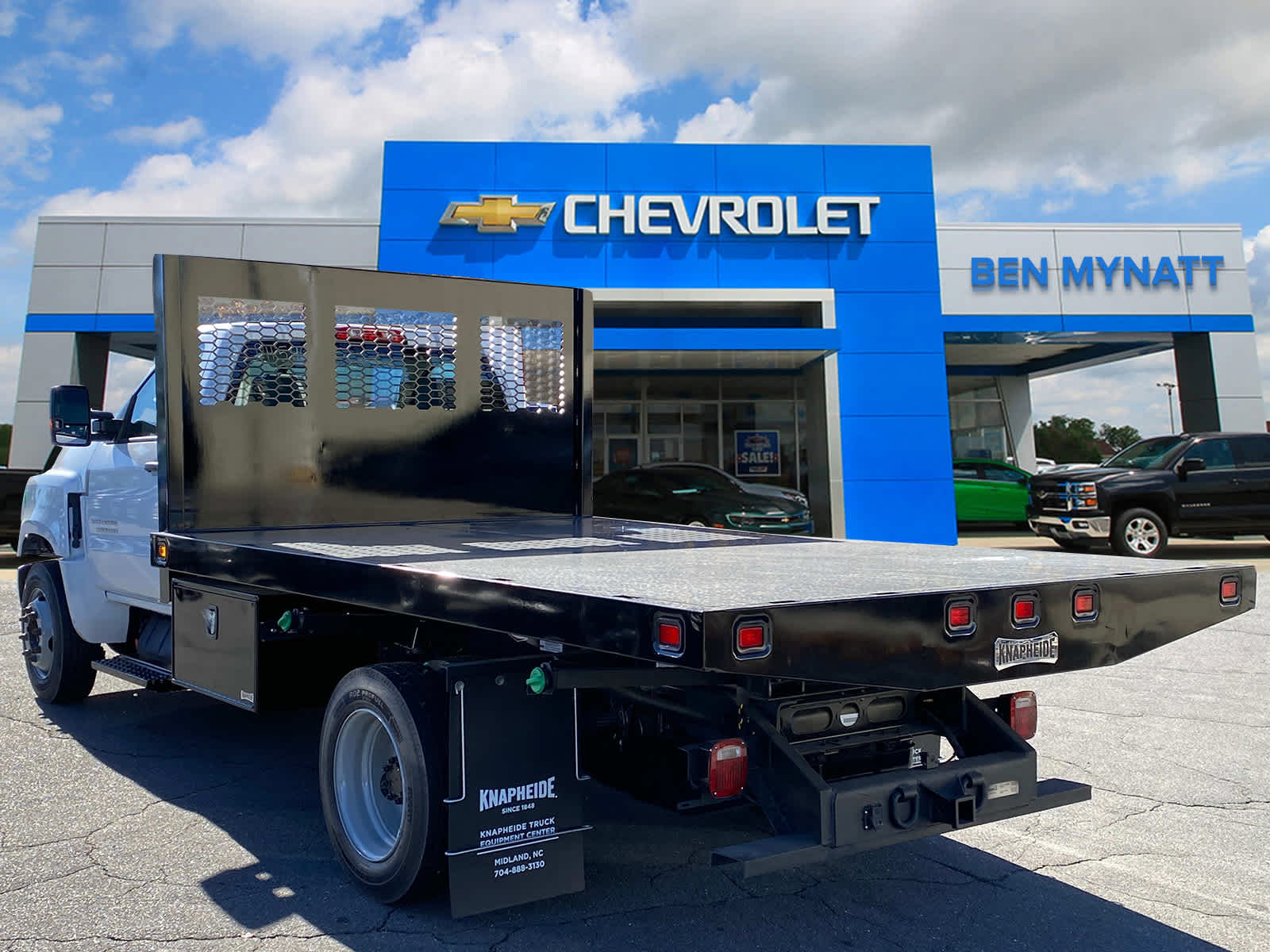 Vehicle image 5 of 41