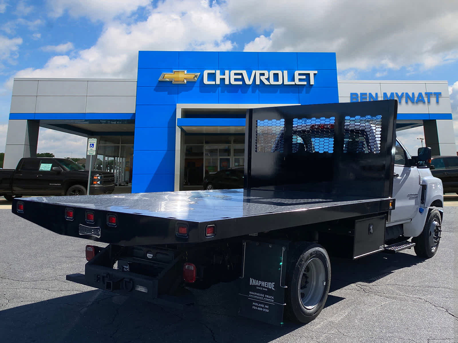 Vehicle image 7 of 41