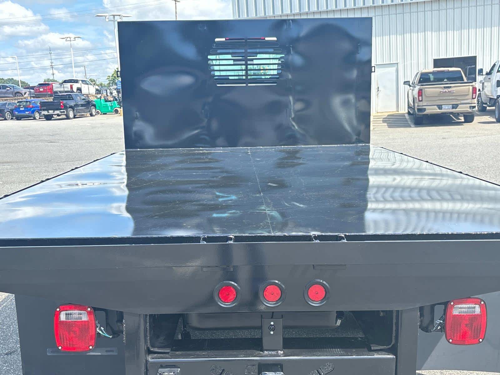 Vehicle image 8 of 38