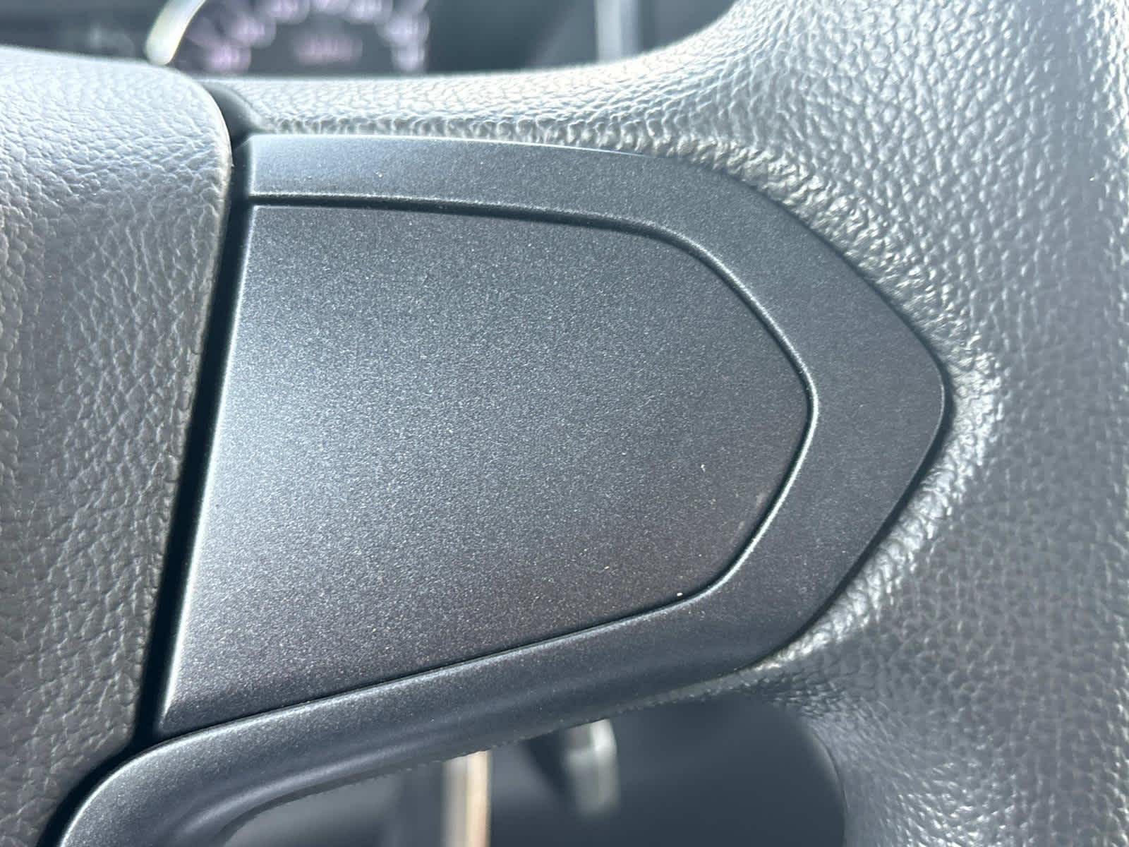 Vehicle image 13 of 38