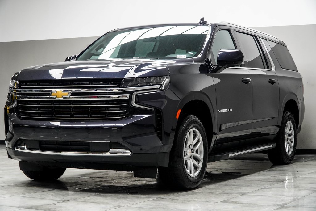 Vehicle image 3 of 40
