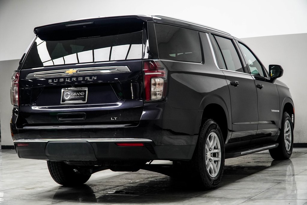Vehicle image 7 of 40