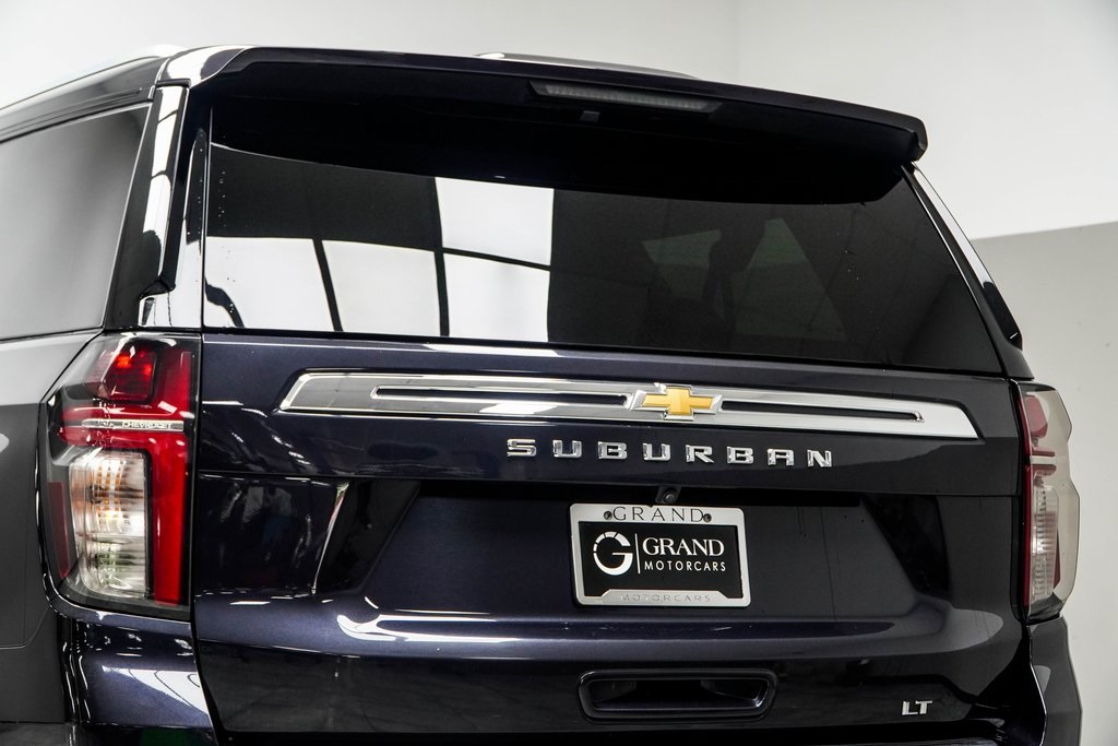Vehicle image 13 of 40