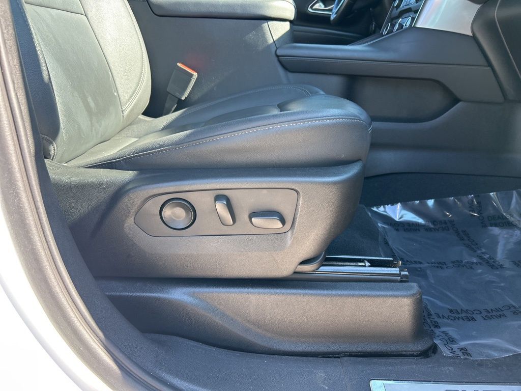 2023 Chevrolet Tahoe LT Image 39 of 47