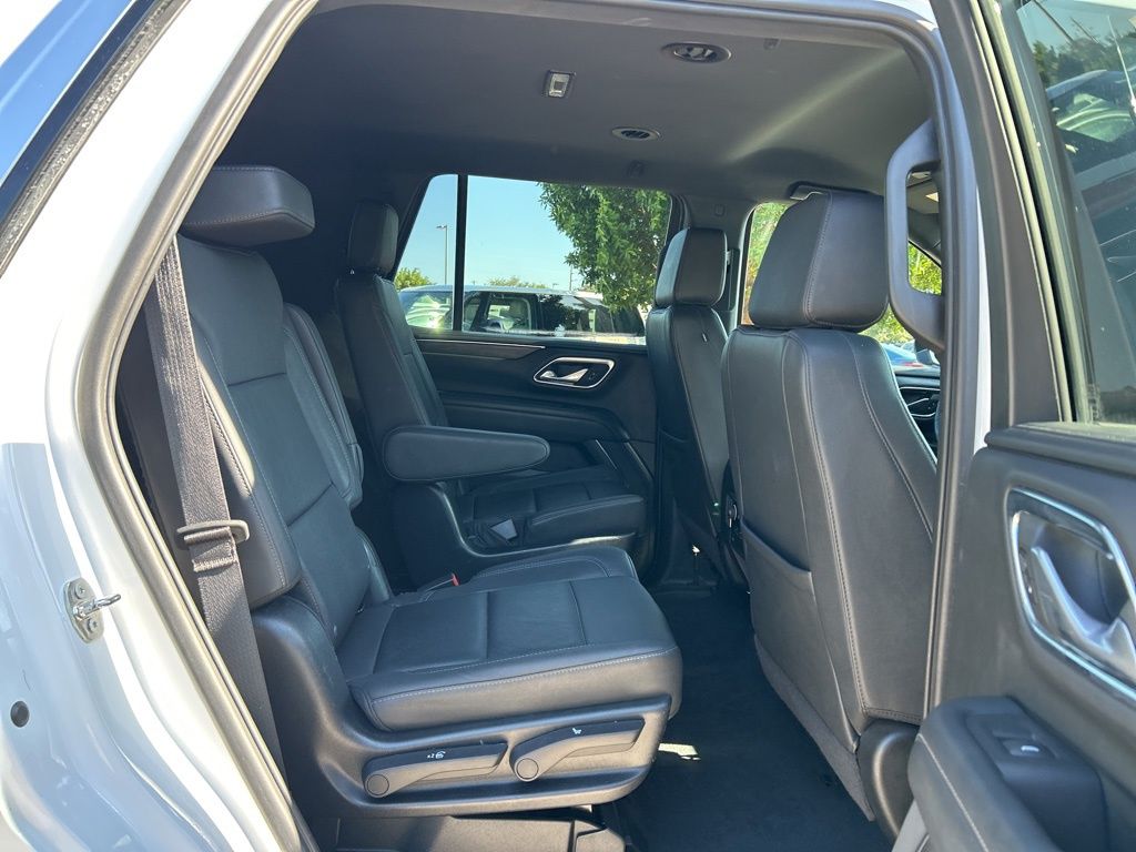2023 Chevrolet Tahoe LT Image 17 of 47