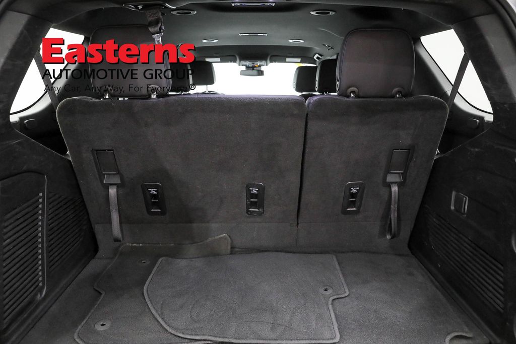 Vehicle image 39 of 64