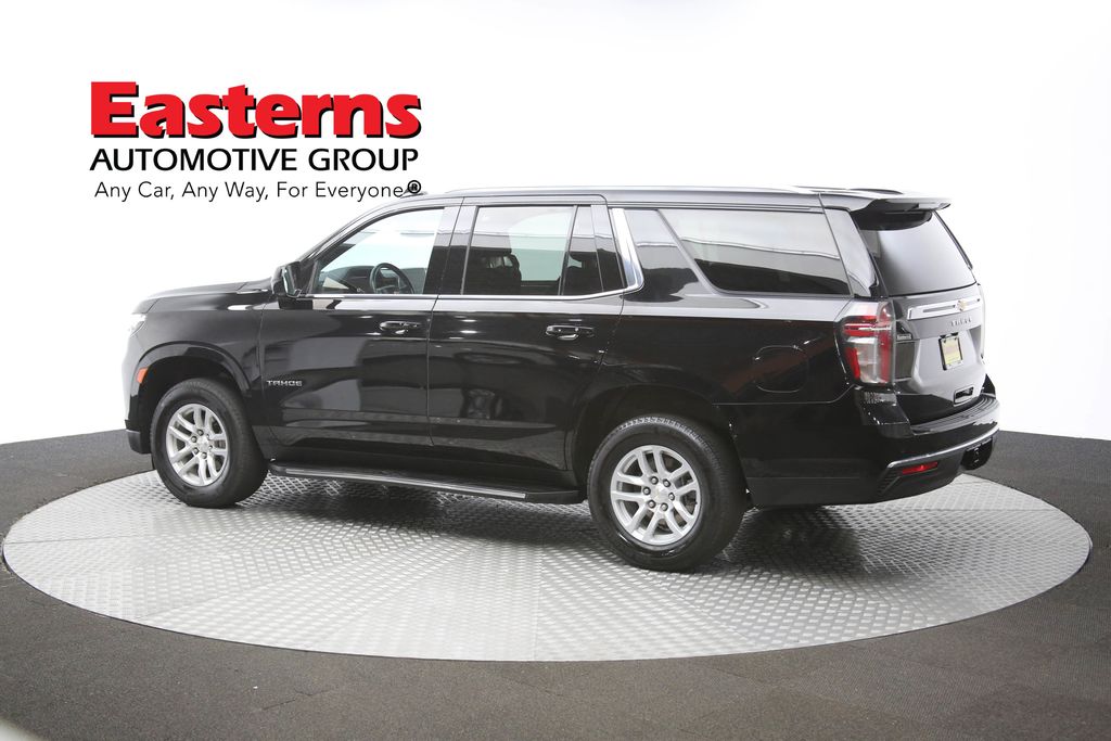 Vehicle image 32 of 64