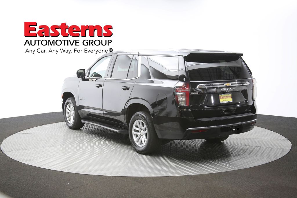 Vehicle image 33 of 64
