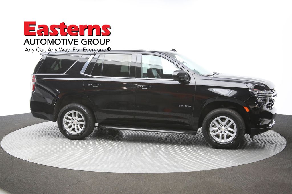 Vehicle image 16 of 64