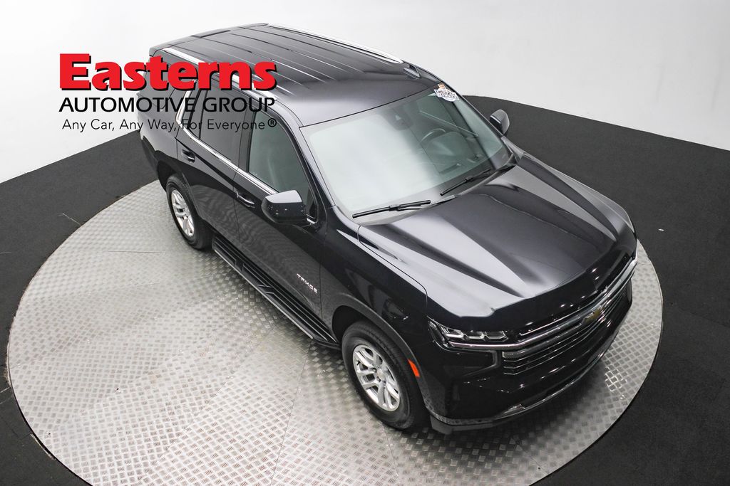 Vehicle image 17 of 65