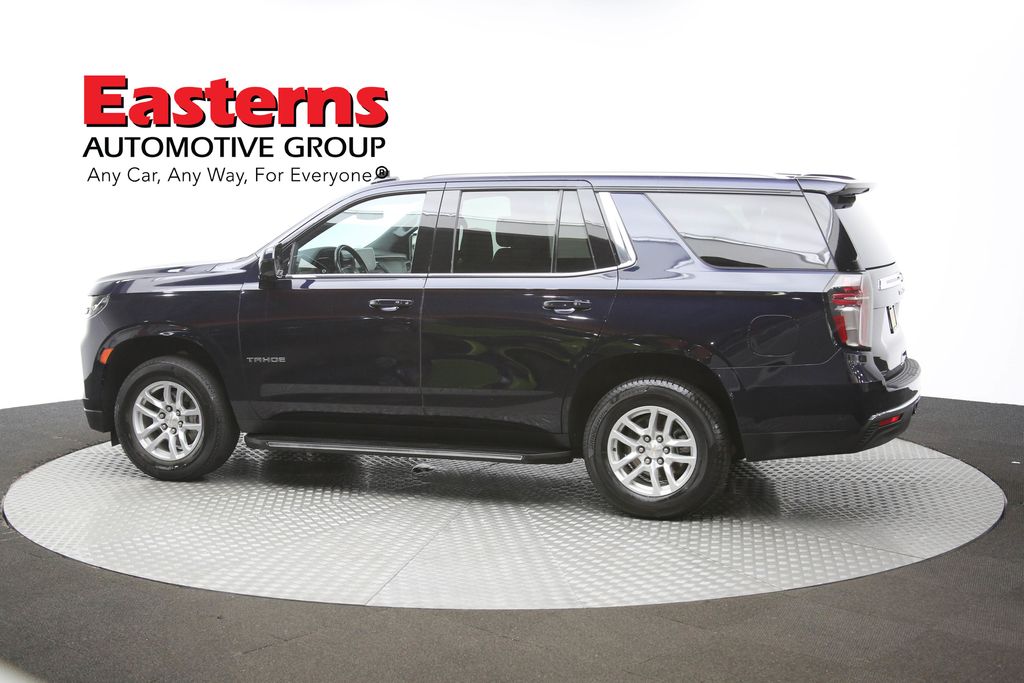 Vehicle image 32 of 65