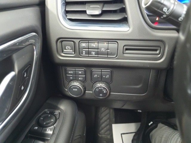 Vehicle image 20 of 23