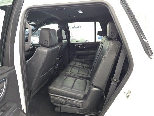 Vehicle image 10 of 23