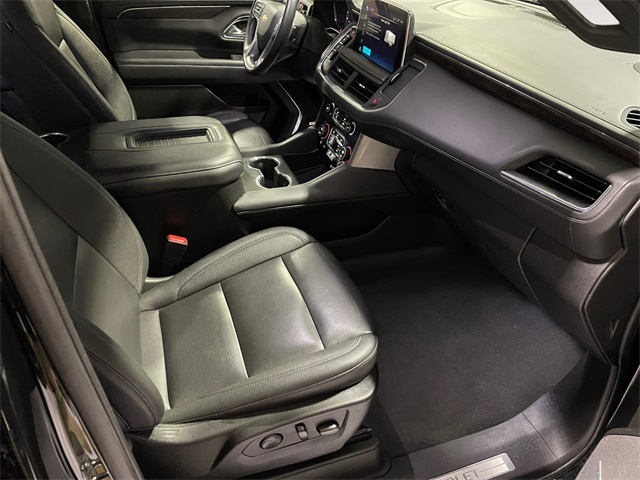 Vehicle image 15 of 19
