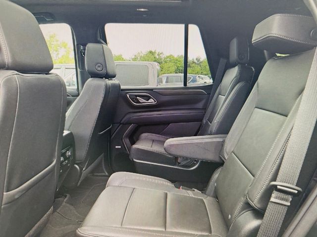 2023 Chevrolet Tahoe LT Image 3 of 5