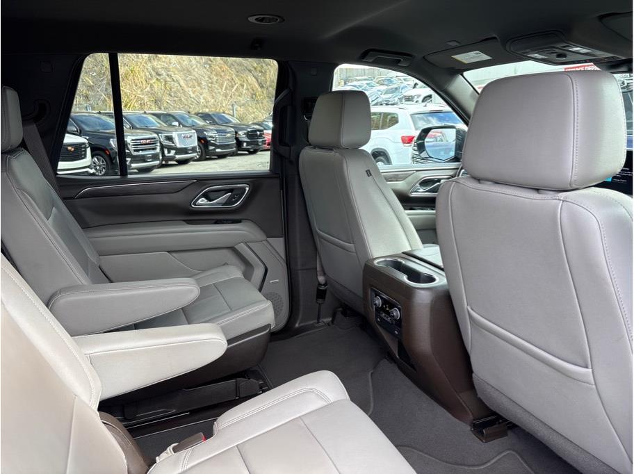 2023 Chevrolet Tahoe LT Image 10 of 35