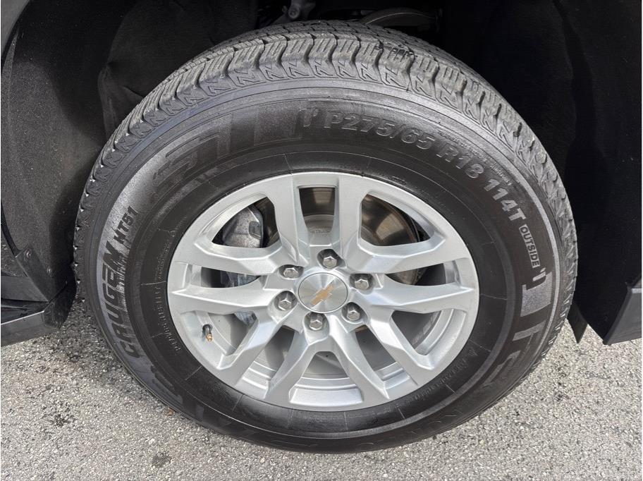 2023 Chevrolet Tahoe LT Image 7 of 35