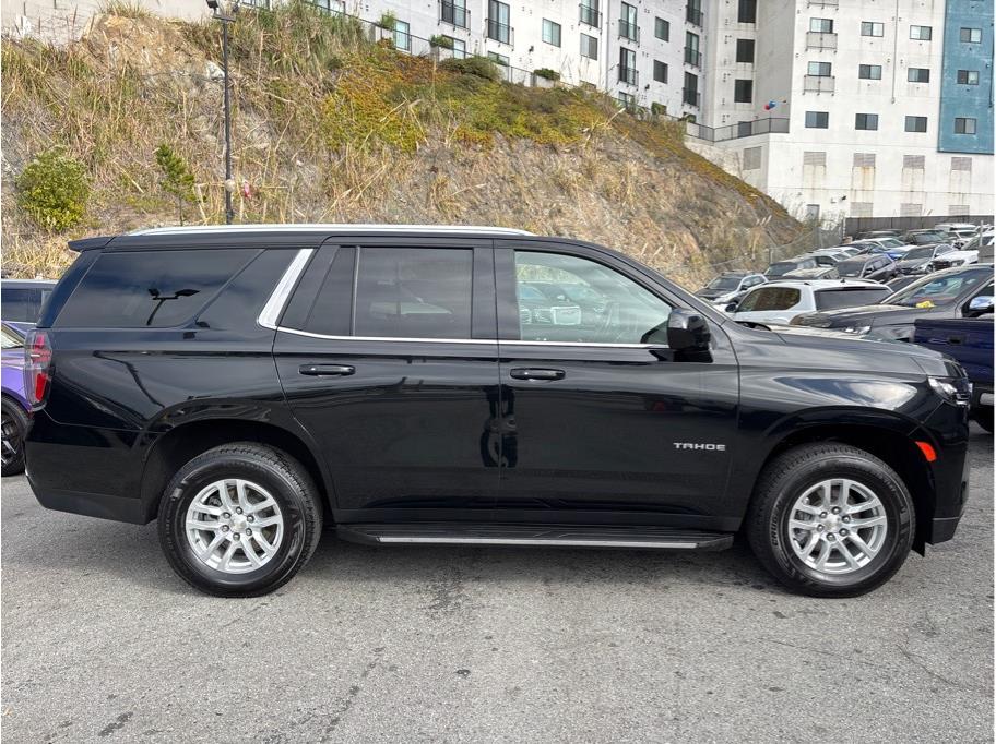 2023 Chevrolet Tahoe LT Image 3 of 35