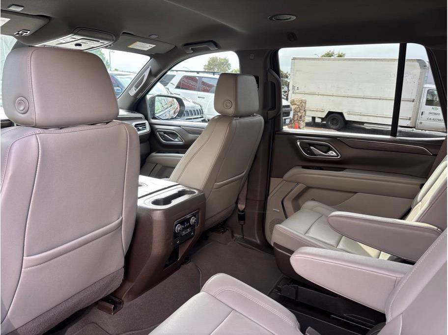 2023 Chevrolet Tahoe LT Image 13 of 35