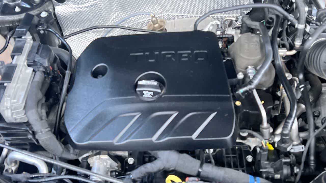 Vehicle image 11 of 43