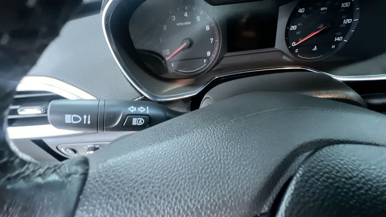 Vehicle image 18 of 43