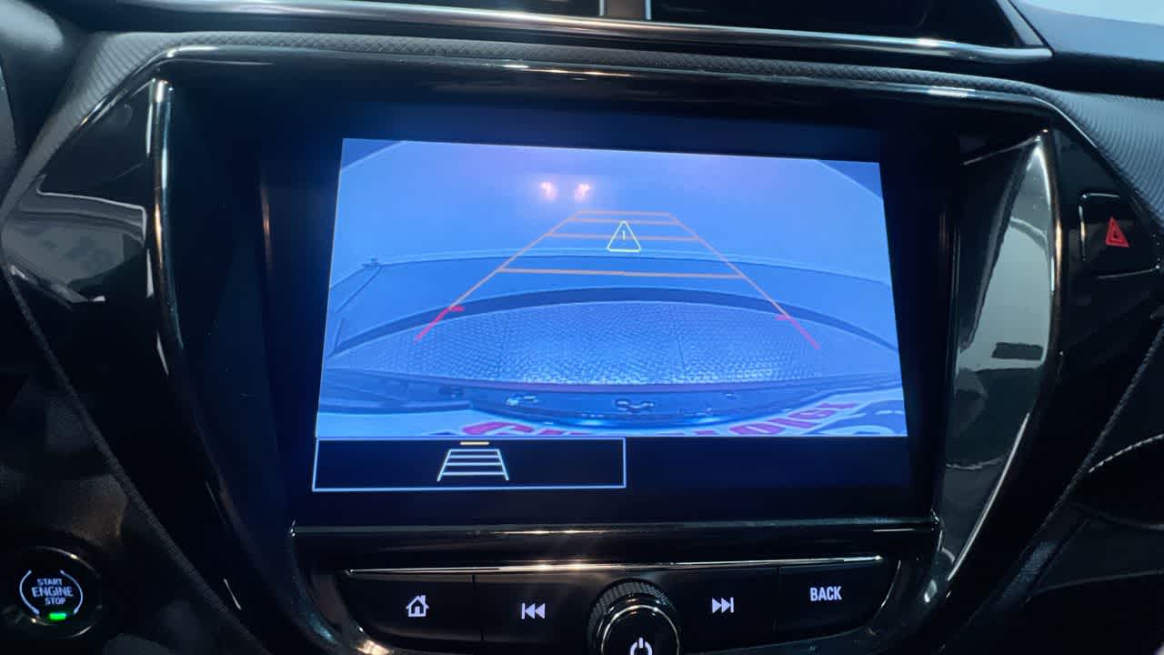 Vehicle image 27 of 43