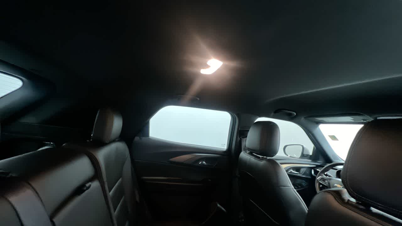 Vehicle image 39 of 43