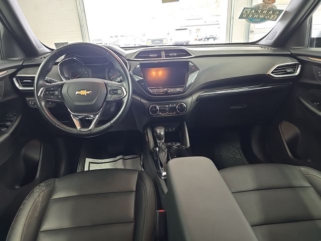 Vehicle image 11 of 22