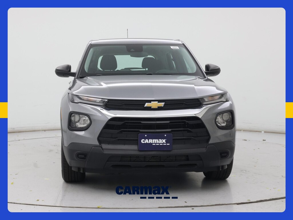 2023 Chevrolet Trailblazer LS Image 2 of 20