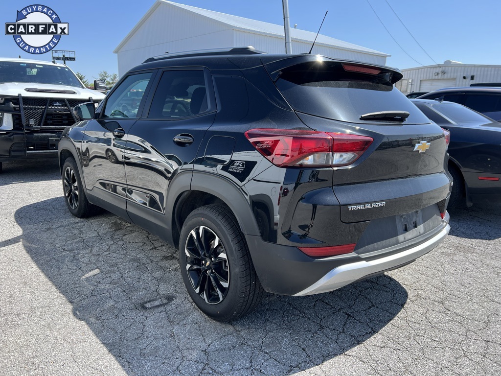 Vehicle image 5 of 7