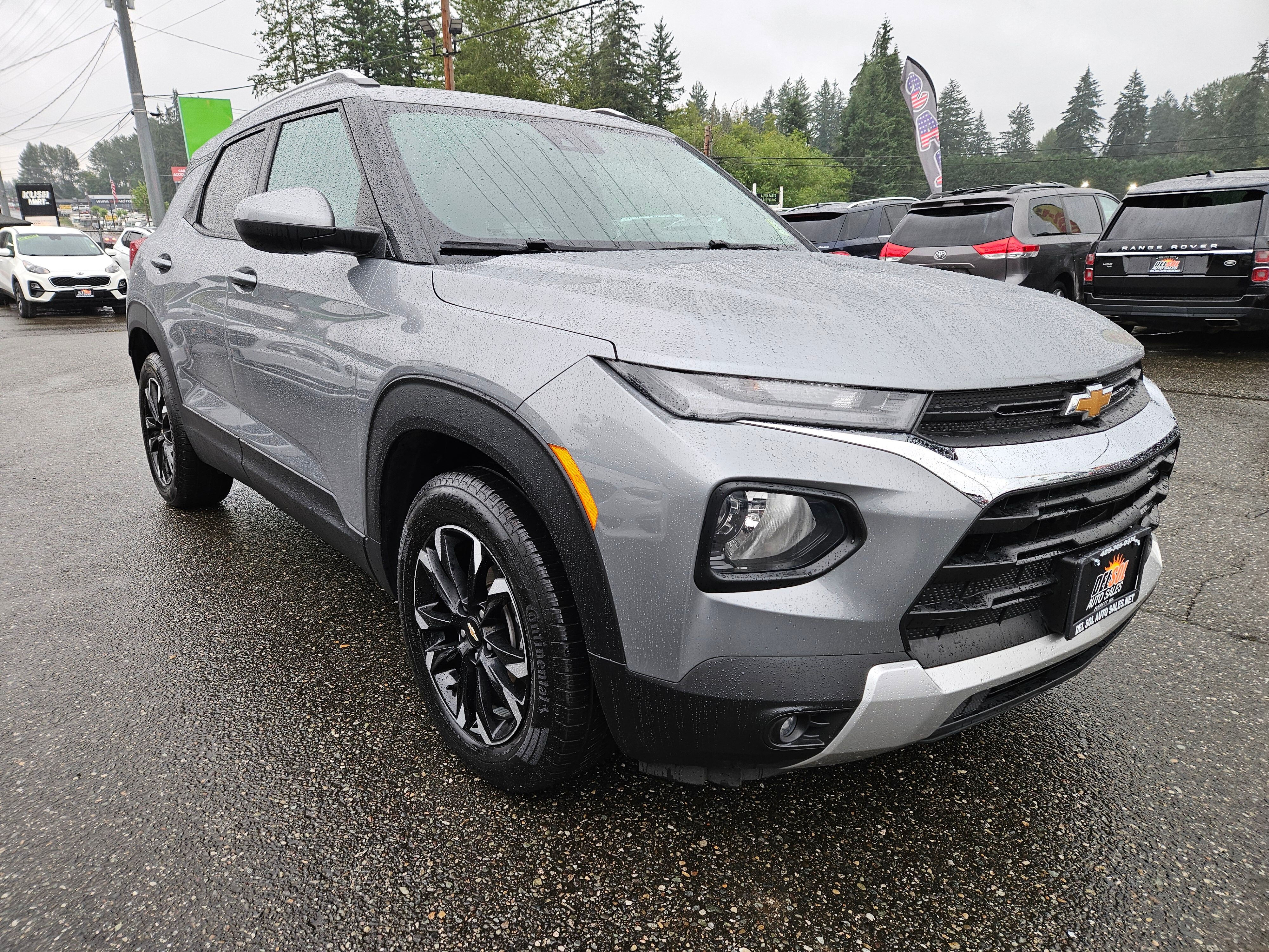 2023 Chevrolet Trailblazer LT Image 2 of 24