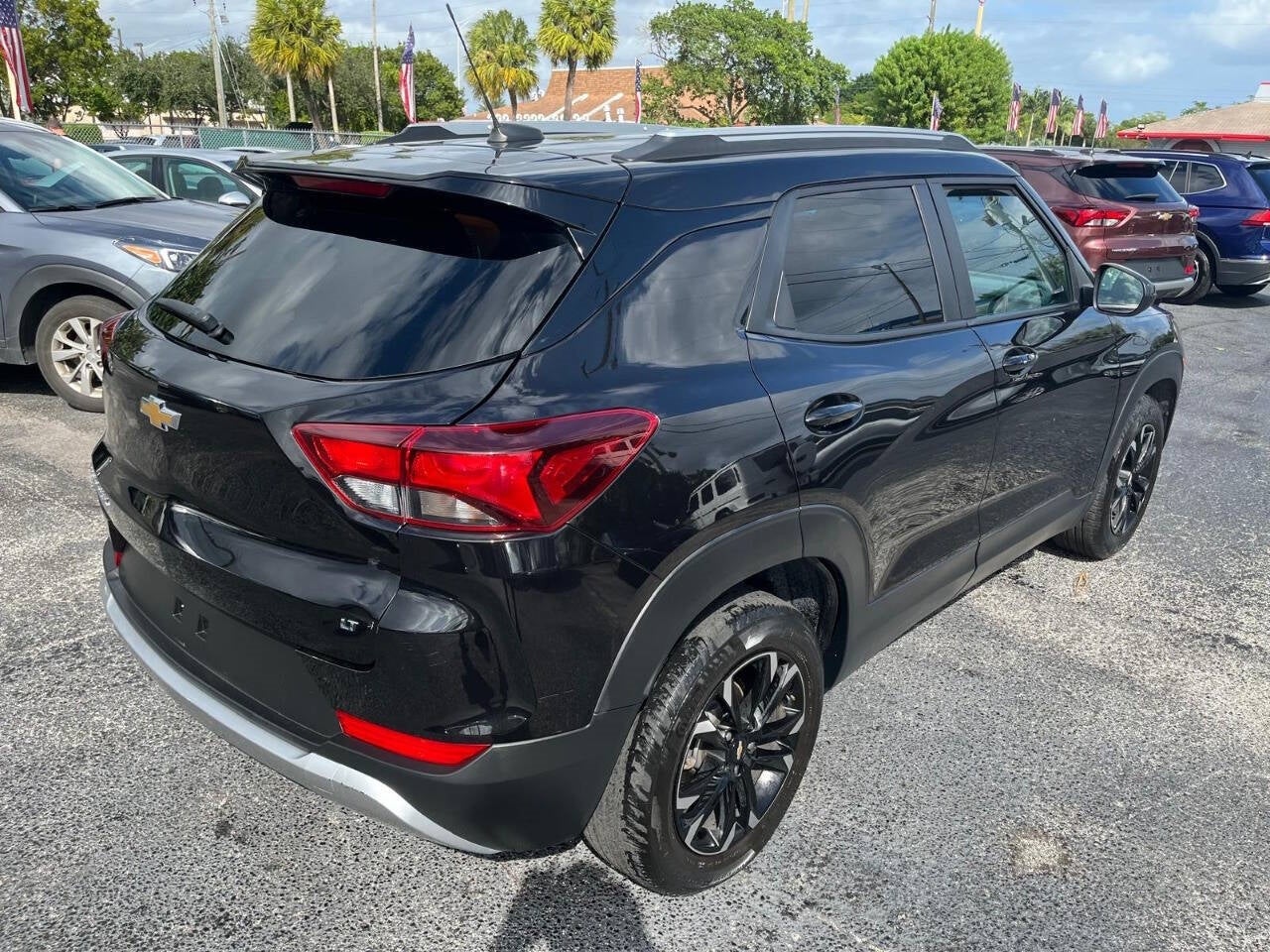 Vehicle image 8 of 45