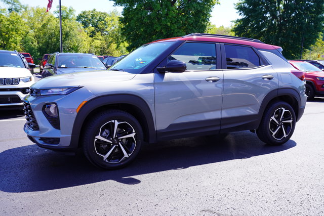 2023 Chevrolet Trailblazer RS Image 1 of 32