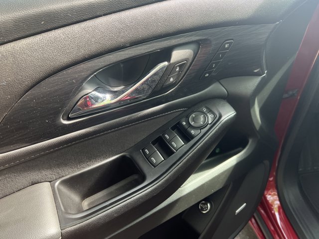 Vehicle image 14 of 36