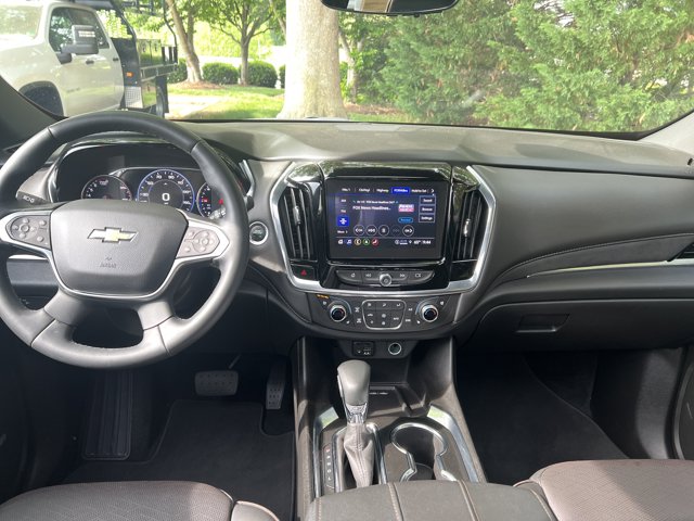 Vehicle image 28 of 36
