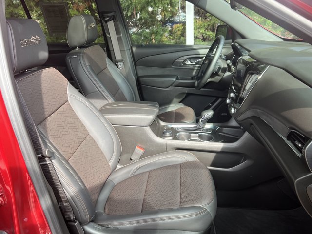 Vehicle image 33 of 36